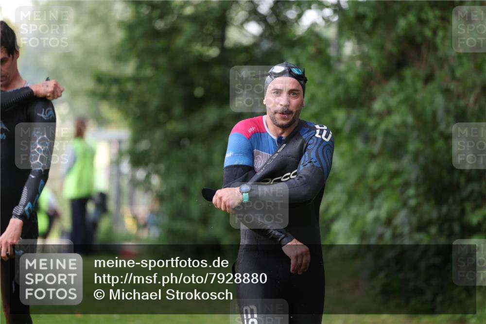15.06.2025 - 7 Türme Triathlon Michael Strokosch http://msf.ph/oto/7928880 15.06.2025 09:24:16 Schwimmen 1, 17, 20, 39, 40 meine-sportfotos.de