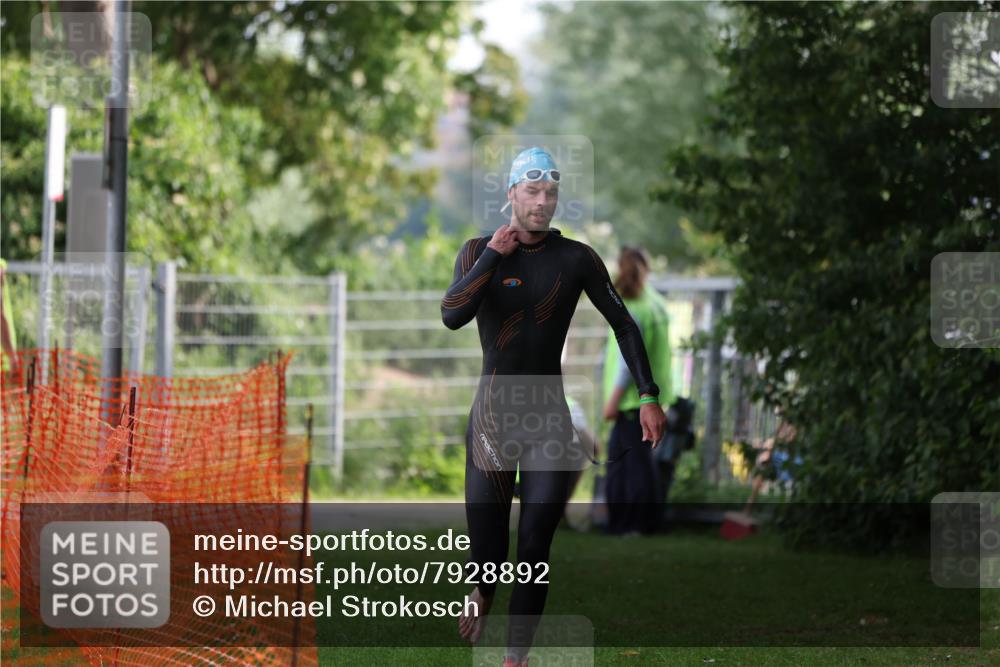 15.06.2025 - 7 Türme Triathlon Michael Strokosch http://msf.ph/oto/7928892 15.06.2025 09:24:26 Schwimmen 1, 20, 39 meine-sportfotos.de