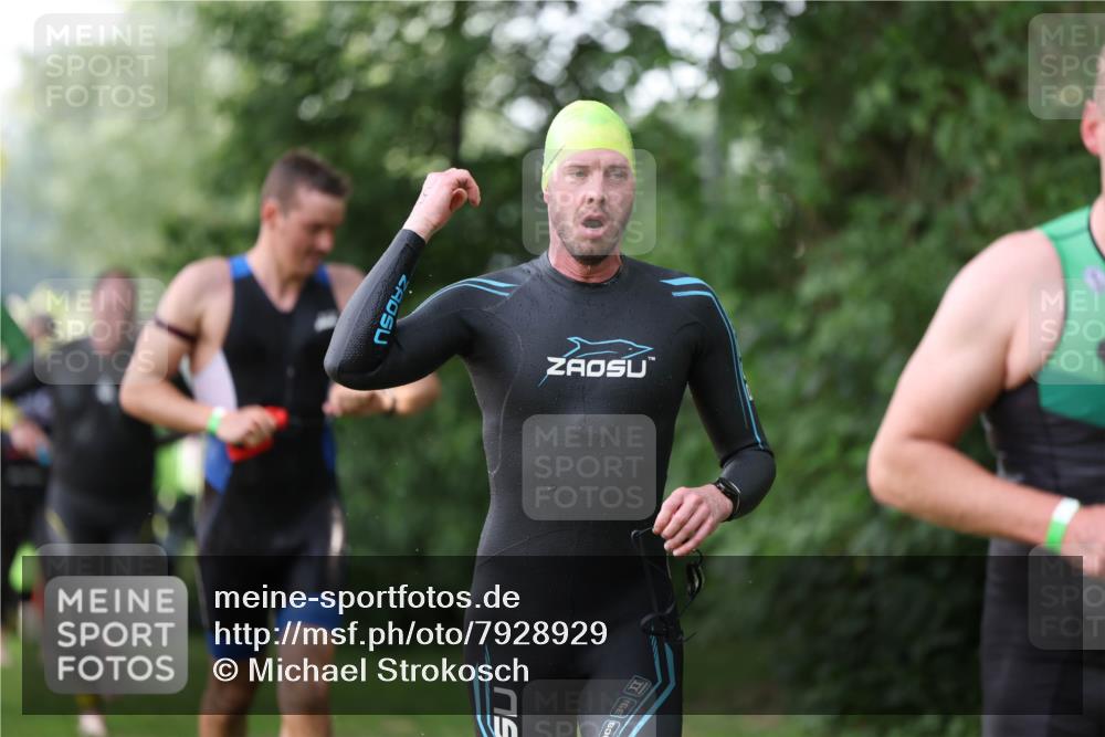 15.06.2025 - 7 Türme Triathlon Michael Strokosch http://msf.ph/oto/7928929 15.06.2025 09:25:28 Schwimmen 16, 56, 57, 58, 59, 60 meine-sportfotos.de