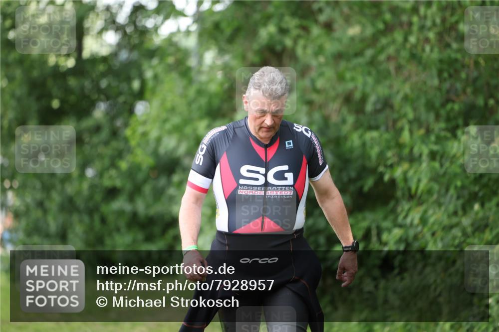 15.06.2025 - 7 Türme Triathlon Michael Strokosch http://msf.ph/oto/7928957 15.06.2025 09:25:38 Schwimmen 2, 16, 19, 56, 57, 58, 59, 60, 77 meine-sportfotos.de