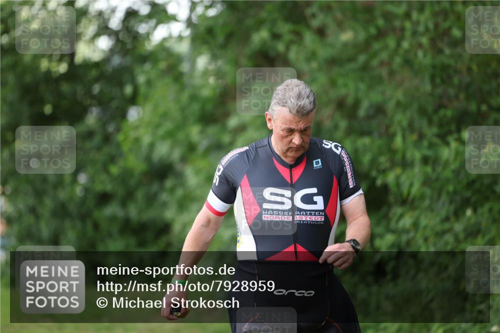 15.06.2025 - 7 Türme Triathlon Michael Strokosch http://msf.ph/oto/7928959 15.06.2025 09:25:39 Schwimmen 2, 16, 19, 56, 57, 58, 59, 60, 77 meine-sportfotos.de