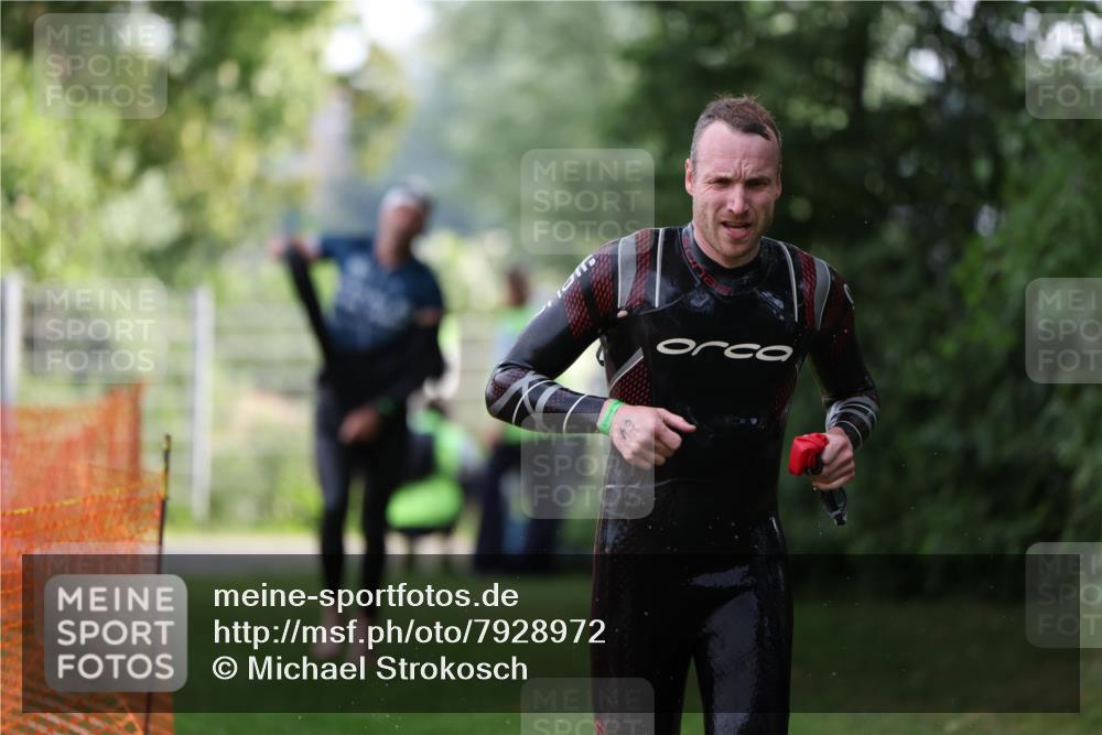 15.06.2025 - 7 Türme Triathlon Michael Strokosch http://msf.ph/oto/7928972 15.06.2025 09:25:53 Schwimmen 2, 4, 19, 41, 42, 44, 45, 77 meine-sportfotos.de