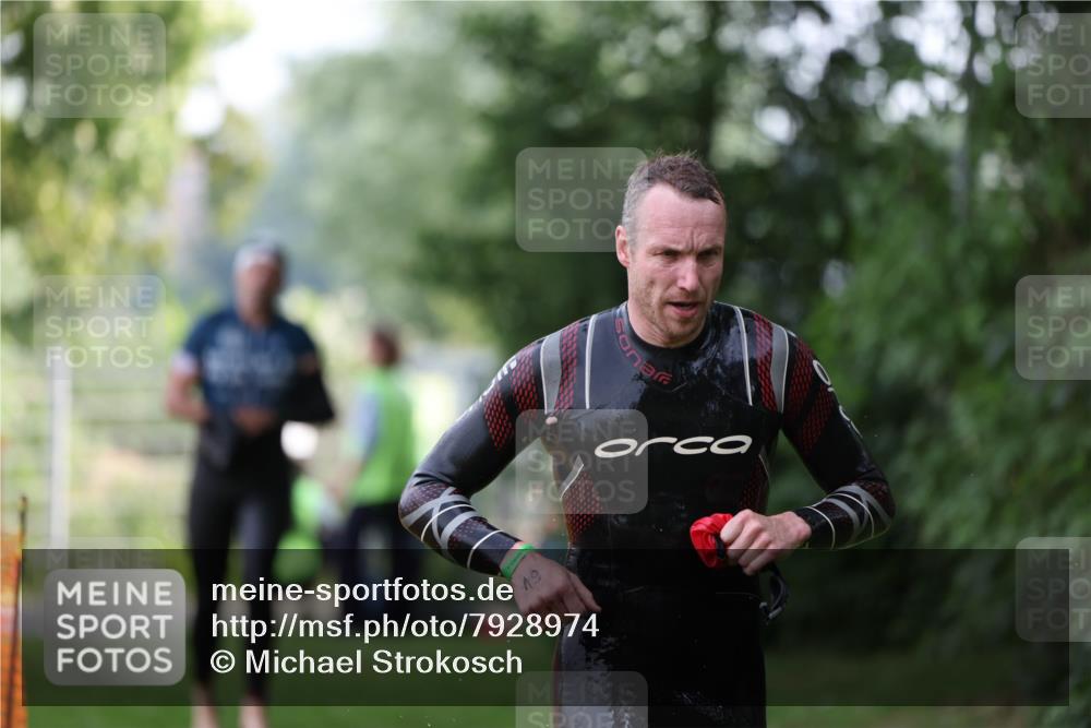 15.06.2025 - 7 Türme Triathlon Michael Strokosch http://msf.ph/oto/7928974 15.06.2025 09:25:53 Schwimmen 2, 4, 19, 41, 42, 44, 45, 77 meine-sportfotos.de