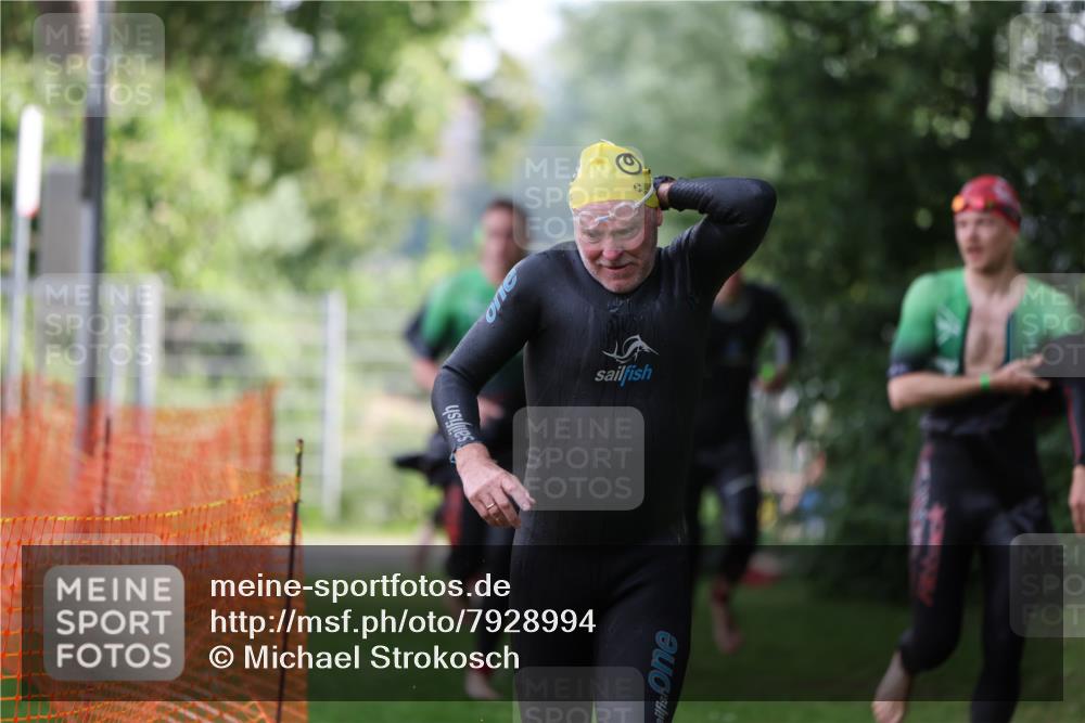 15.06.2025 - 7 Türme Triathlon Michael Strokosch http://msf.ph/oto/7928994 15.06.2025 09:26:05 Schwimmen 2, 4, 19, 41, 42, 44, 45, 66, 67, 68, 69, 70 meine-sportfotos.de