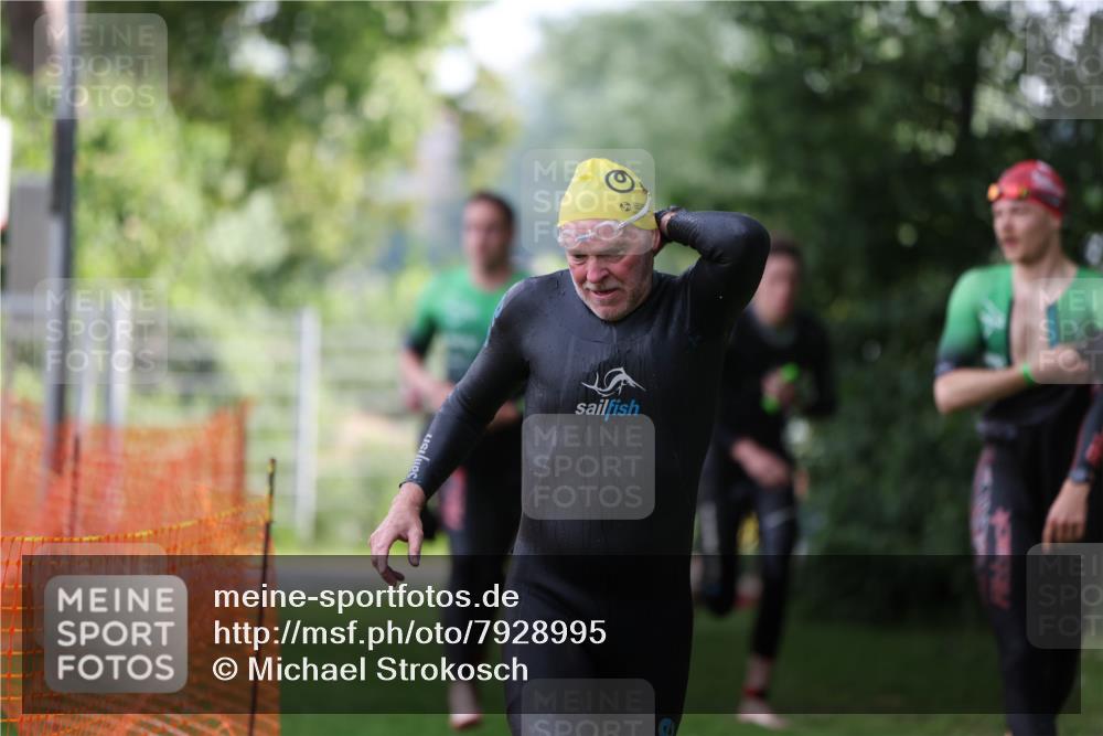 15.06.2025 - 7 Türme Triathlon Michael Strokosch http://msf.ph/oto/7928995 15.06.2025 09:26:06 Schwimmen 2, 4, 41, 42, 44, 45, 66, 67, 68, 69, 70 meine-sportfotos.de