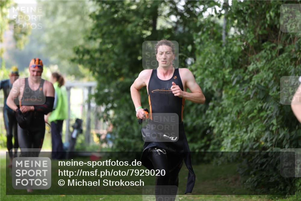 15.06.2025 - 7 Türme Triathlon Michael Strokosch http://msf.ph/oto/7929020 15.06.2025 09:26:15 Schwimmen 4, 41, 42, 44, 45, 66, 67, 68, 69, 70 meine-sportfotos.de