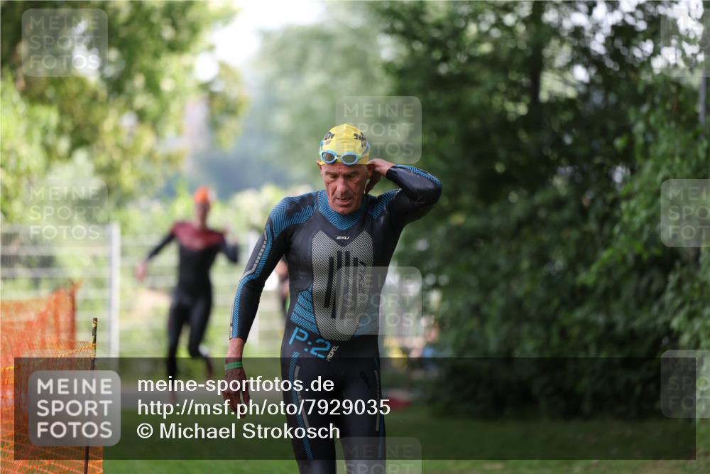 15.06.2025 - 7 Türme Triathlon Michael Strokosch http://msf.ph/oto/7929035 15.06.2025 09:26:19 Schwimmen 4, 66, 67, 68, 69, 70 meine-sportfotos.de