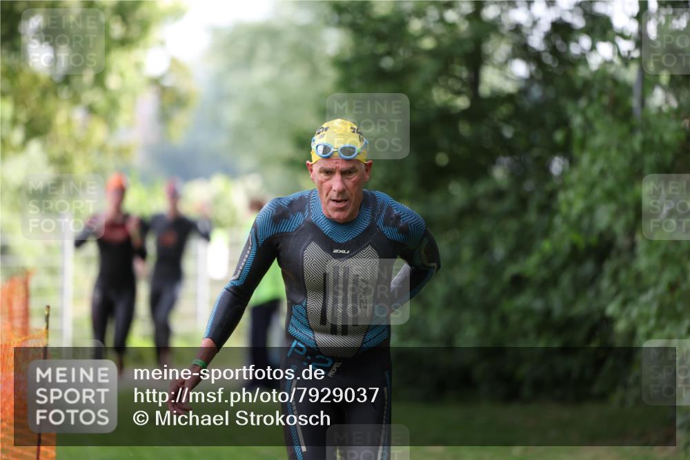 15.06.2025 - 7 Türme Triathlon Michael Strokosch http://msf.ph/oto/7929037 15.06.2025 09:26:20 Schwimmen 4, 66, 67, 68, 69, 70 meine-sportfotos.de