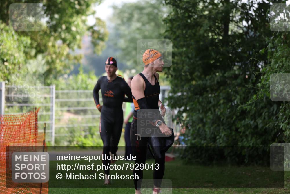 15.06.2025 - 7 Türme Triathlon Michael Strokosch http://msf.ph/oto/7929043 15.06.2025 09:26:22 Schwimmen 66, 67, 68, 69, 70 meine-sportfotos.de