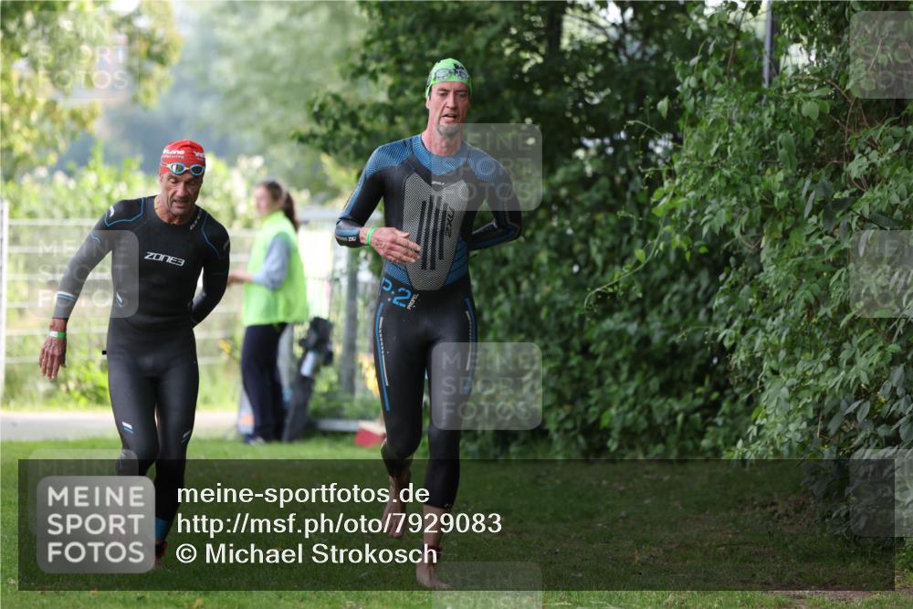 15.06.2025 - 7 Türme Triathlon Michael Strokosch http://msf.ph/oto/7929083 15.06.2025 09:27:05 Schwimmen 5, 53, 54, 55 meine-sportfotos.de