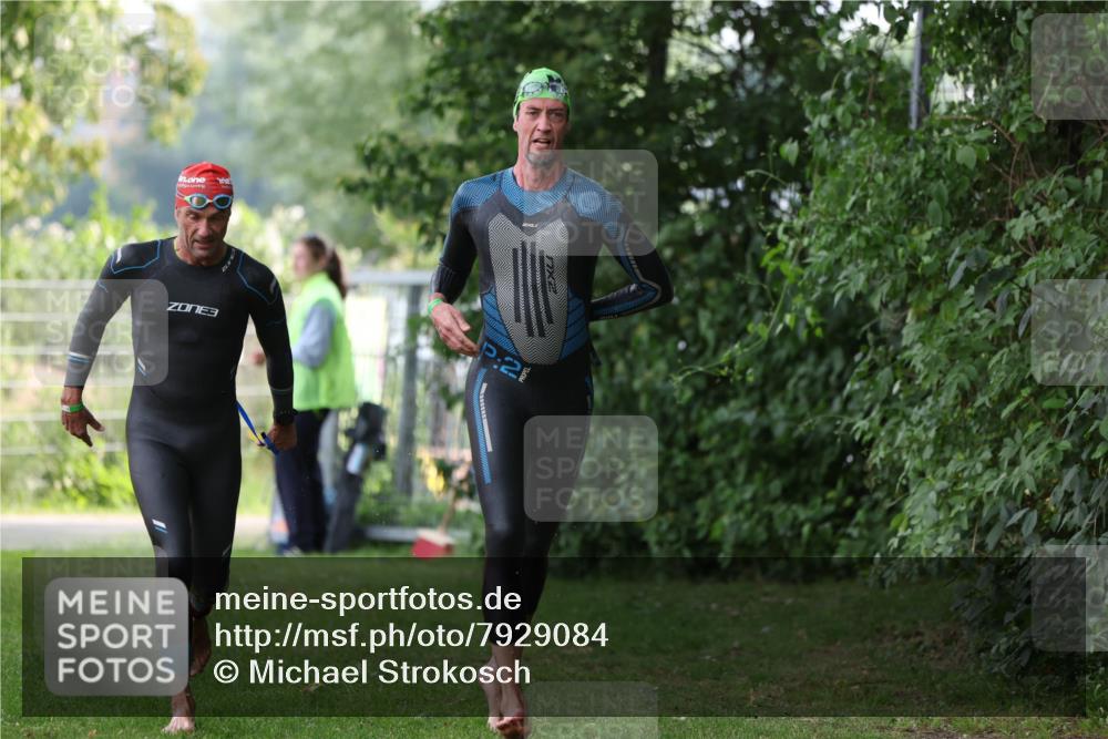 15.06.2025 - 7 Türme Triathlon Michael Strokosch http://msf.ph/oto/7929084 15.06.2025 09:27:05 Schwimmen 5, 53, 54, 55 meine-sportfotos.de