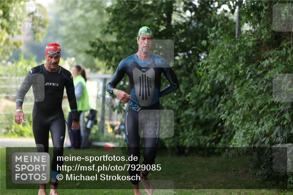 15.06.2025 - 7 Türme Triathlon Michael Strokosch http://msf.ph/oto/7929085 15.06.2025 09:27:05 Schwimmen 5, 53, 54, 55 meine-sportfotos.de