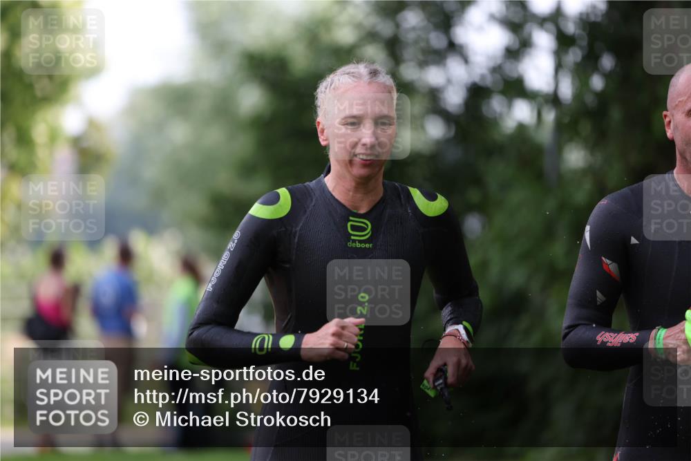 15.06.2025 - 7 Türme Triathlon Michael Strokosch http://msf.ph/oto/7929134 15.06.2025 09:28:00 Schwimmen 129, 131 meine-sportfotos.de