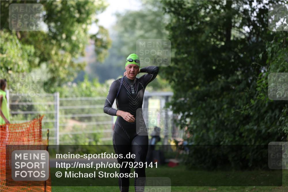 15.06.2025 - 7 Türme Triathlon Michael Strokosch http://msf.ph/oto/7929141 15.06.2025 09:28:50 Schwimmen 132 meine-sportfotos.de