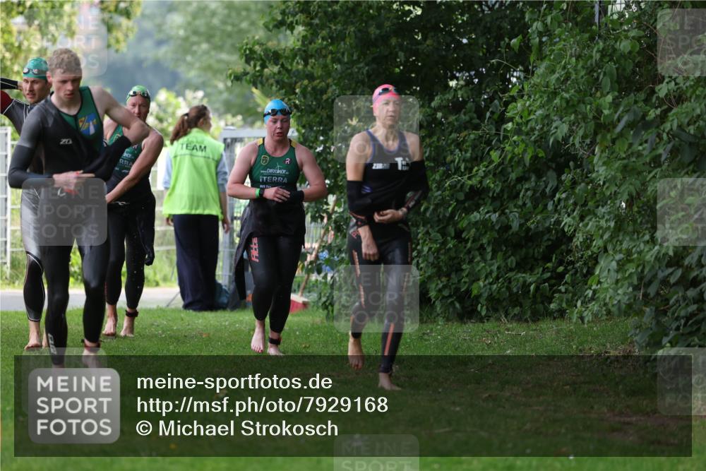 15.06.2025 - 7 Türme Triathlon Michael Strokosch http://msf.ph/oto/7929168 15.06.2025 09:30:03 Schwimmen 149, 150, 151, 152, 153 meine-sportfotos.de