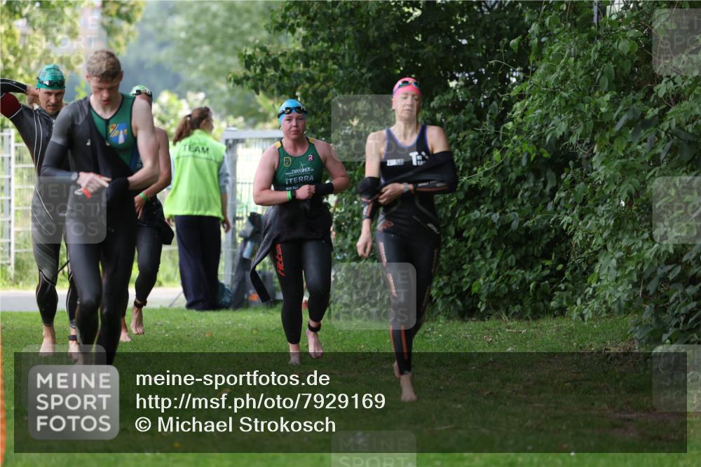 15.06.2025 - 7 Türme Triathlon Michael Strokosch http://msf.ph/oto/7929169 15.06.2025 09:30:04 Schwimmen 149, 150, 151, 152, 153 meine-sportfotos.de