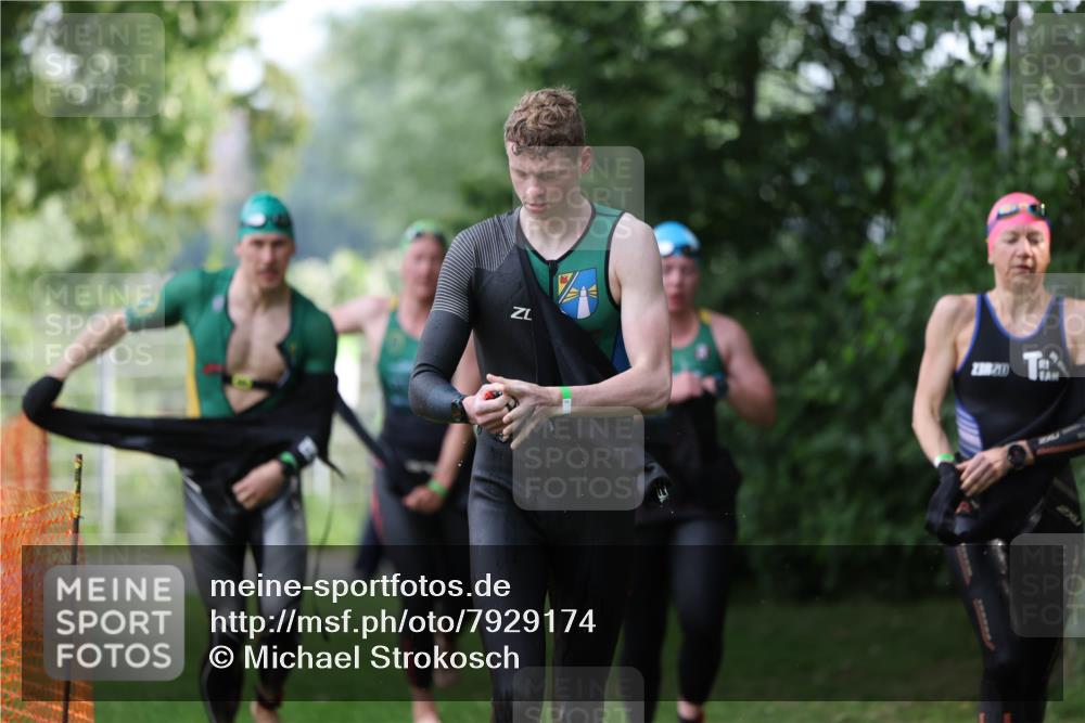 15.06.2025 - 7 Türme Triathlon Michael Strokosch http://msf.ph/oto/7929174 15.06.2025 09:30:06 Schwimmen 149, 150, 151, 152, 153 meine-sportfotos.de