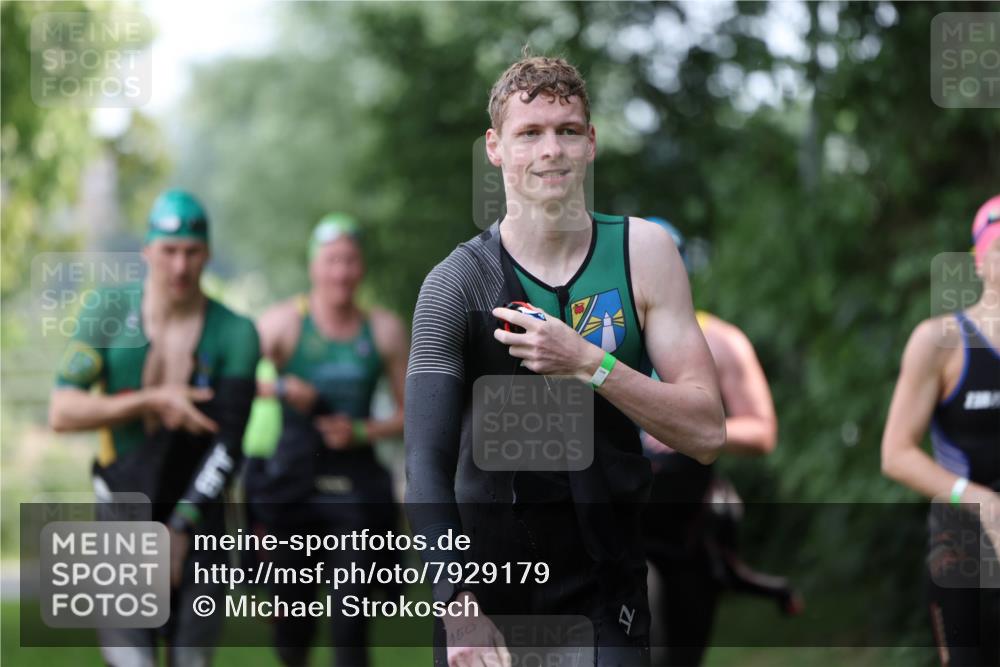15.06.2025 - 7 Türme Triathlon Michael Strokosch http://msf.ph/oto/7929179 15.06.2025 09:30:07 Schwimmen 149, 150, 151, 152, 153 meine-sportfotos.de