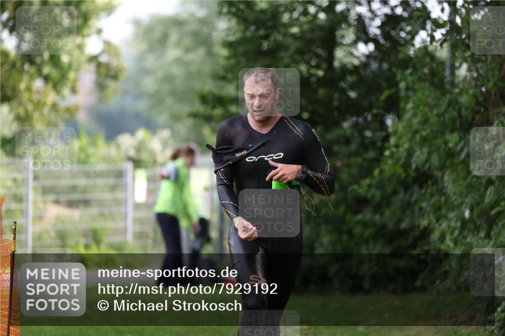 15.06.2025 - 7 Türme Triathlon Michael Strokosch http://msf.ph/oto/7929192 15.06.2025 09:30:50 Schwimmen 21, 22, 23, 24, 25, 156 meine-sportfotos.de