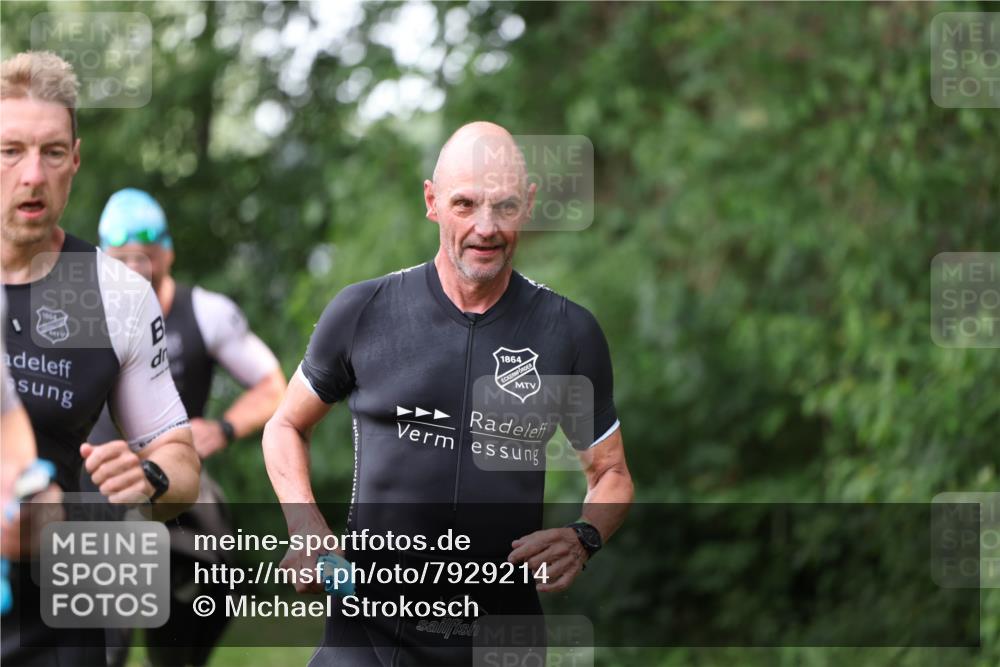 15.06.2025 - 7 Türme Triathlon Michael Strokosch http://msf.ph/oto/7929214 15.06.2025 09:31:01 Schwimmen 21, 22, 23, 24, 25, 156 meine-sportfotos.de