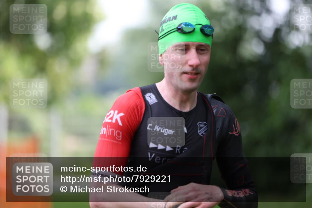 15.06.2025 - 7 Türme Triathlon Michael Strokosch http://msf.ph/oto/7929221 15.06.2025 09:31:03 Schwimmen 21, 22, 23, 24, 25 meine-sportfotos.de