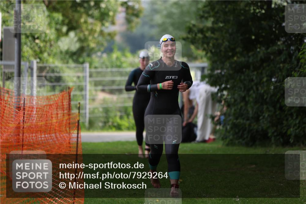 15.06.2025 - 7 Türme Triathlon Michael Strokosch http://msf.ph/oto/7929264 15.06.2025 09:33:39 Schwimmen 126, 139, 140 meine-sportfotos.de