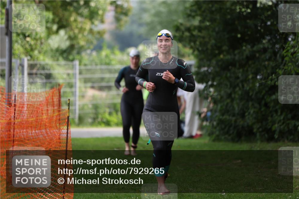 15.06.2025 - 7 Türme Triathlon Michael Strokosch http://msf.ph/oto/7929265 15.06.2025 09:33:40 Schwimmen 126, 139, 140 meine-sportfotos.de