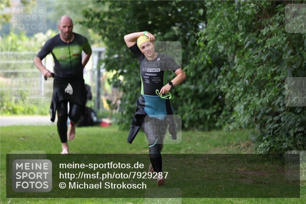15.06.2025 - 7 Türme Triathlon Michael Strokosch http://msf.ph/oto/7929287 15.06.2025 09:34:13 Schwimmen 145, 146, 147, 148 meine-sportfotos.de