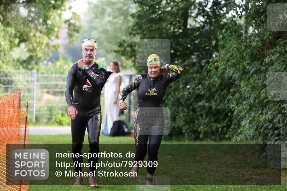 15.06.2025 - 7 Türme Triathlon Michael Strokosch http://msf.ph/oto/7929309 15.06.2025 09:34:25 Schwimmen 137, 138, 145, 146, 147 meine-sportfotos.de