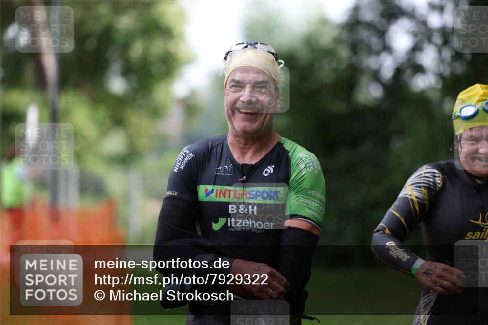 15.06.2025 - 7 Türme Triathlon Michael Strokosch http://msf.ph/oto/7929322 15.06.2025 09:34:29 Schwimmen 137, 138, 145, 146 meine-sportfotos.de