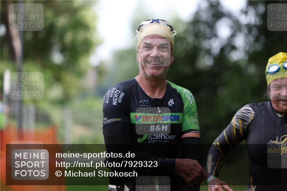 15.06.2025 - 7 Türme Triathlon Michael Strokosch http://msf.ph/oto/7929323 15.06.2025 09:34:29 Schwimmen 137, 138, 145, 146 meine-sportfotos.de