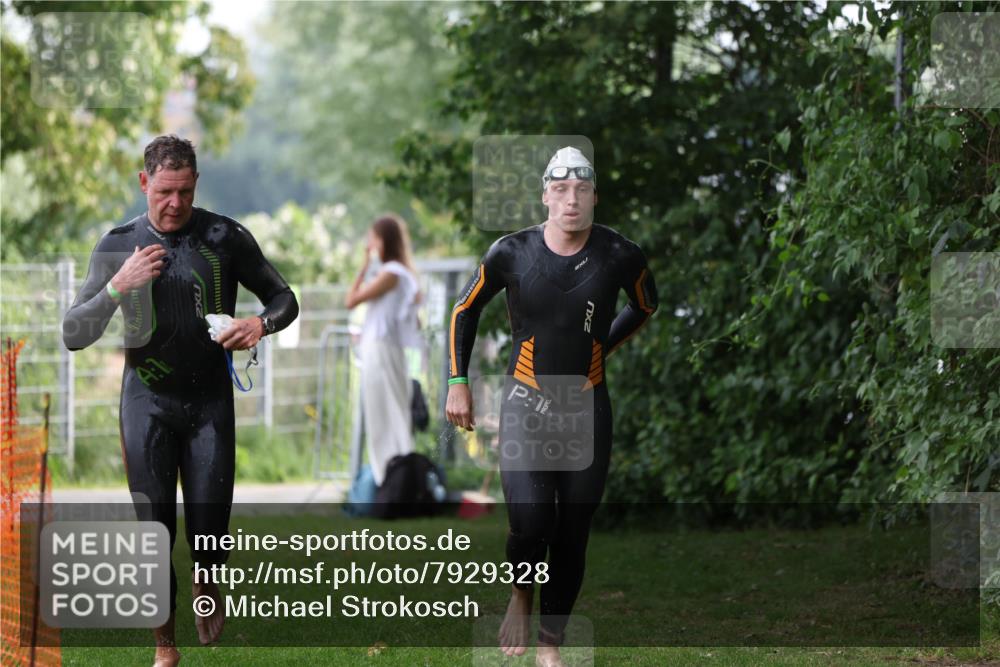 15.06.2025 - 7 Türme Triathlon Michael Strokosch http://msf.ph/oto/7929328 15.06.2025 09:34:39 Schwimmen 137, 138, 145, 146 meine-sportfotos.de