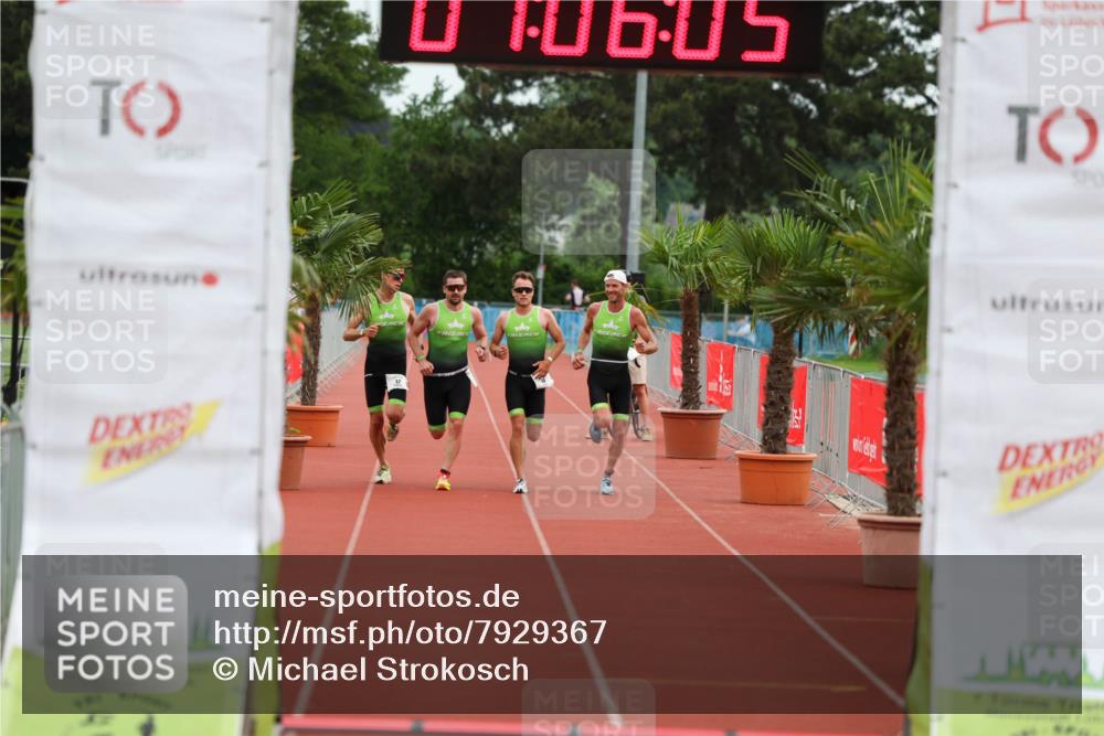 15.06.2025 - 7 Türme Triathlon Michael Strokosch http://msf.ph/oto/7929367 15.06.2025 10:06:06 Ziel 11, 12, 13, 14 meine-sportfotos.de