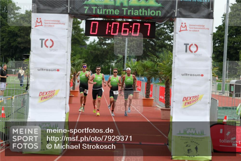 15.06.2025 - 7 Türme Triathlon Michael Strokosch http://msf.ph/oto/7929371 15.06.2025 10:06:07 Ziel 11, 12, 13, 14 meine-sportfotos.de