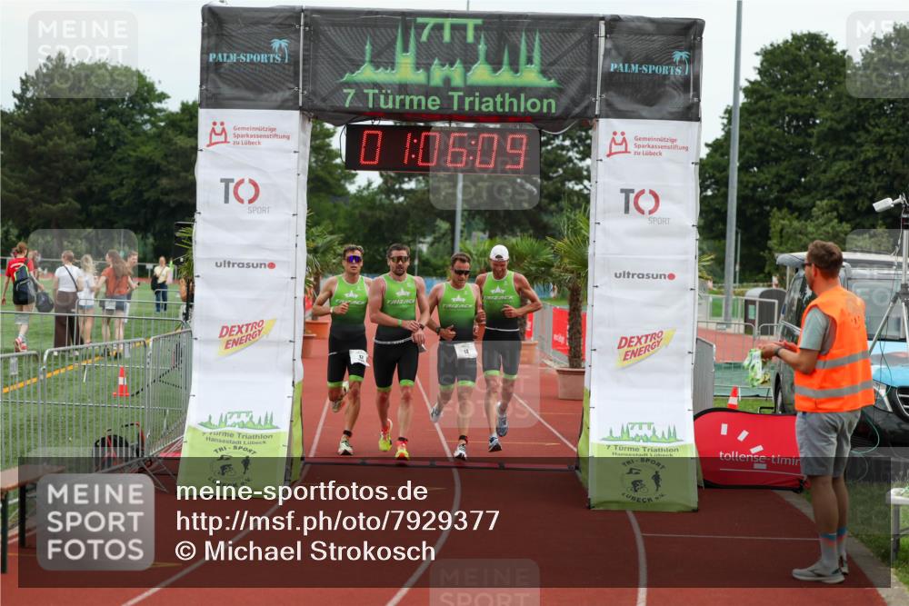 15.06.2025 - 7 Türme Triathlon Michael Strokosch http://msf.ph/oto/7929377 15.06.2025 10:06:09 Ziel 11, 12, 13, 14 meine-sportfotos.de