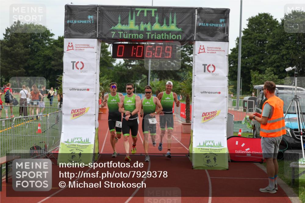 15.06.2025 - 7 Türme Triathlon Michael Strokosch http://msf.ph/oto/7929378 15.06.2025 10:06:10 Ziel 11, 12, 13, 14 meine-sportfotos.de