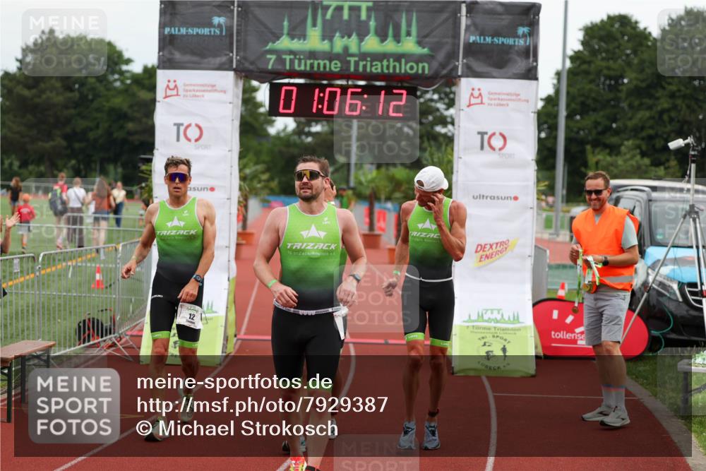 15.06.2025 - 7 Türme Triathlon Michael Strokosch http://msf.ph/oto/7929387 15.06.2025 10:06:12 Ziel 11, 12, 13, 14 meine-sportfotos.de