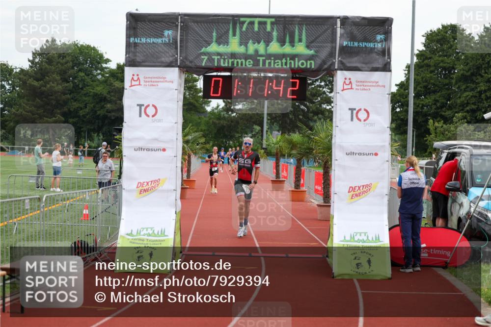 15.06.2025 - 7 Türme Triathlon Michael Strokosch http://msf.ph/oto/7929394 15.06.2025 10:11:42 Ziel 35 meine-sportfotos.de