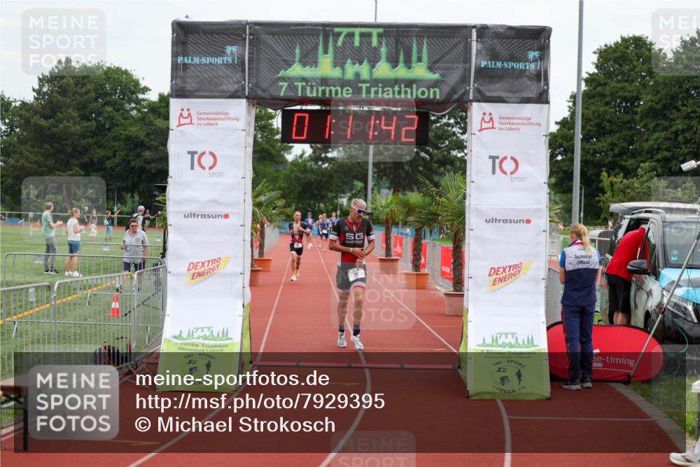 15.06.2025 - 7 Türme Triathlon Michael Strokosch http://msf.ph/oto/7929395 15.06.2025 10:11:43 Ziel 32, 35 meine-sportfotos.de