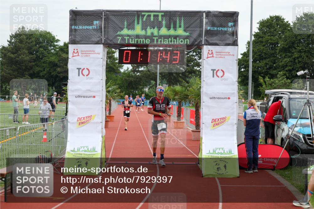 15.06.2025 - 7 Türme Triathlon Michael Strokosch http://msf.ph/oto/7929397 15.06.2025 10:11:43 Ziel 32, 35 meine-sportfotos.de
