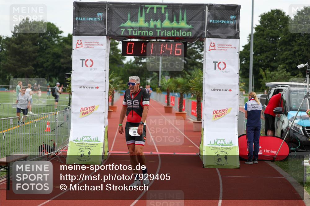 15.06.2025 - 7 Türme Triathlon Michael Strokosch http://msf.ph/oto/7929405 15.06.2025 10:11:46 Ziel 32, 35 meine-sportfotos.de