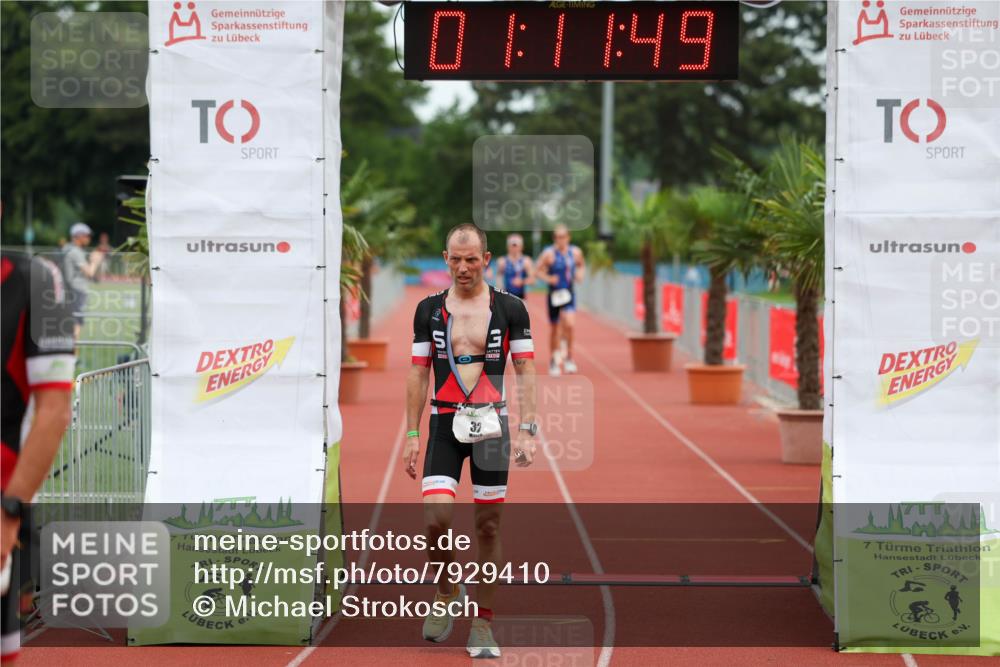 15.06.2025 - 7 Türme Triathlon Michael Strokosch http://msf.ph/oto/7929410 15.06.2025 10:11:49 Ziel 32, 35 meine-sportfotos.de