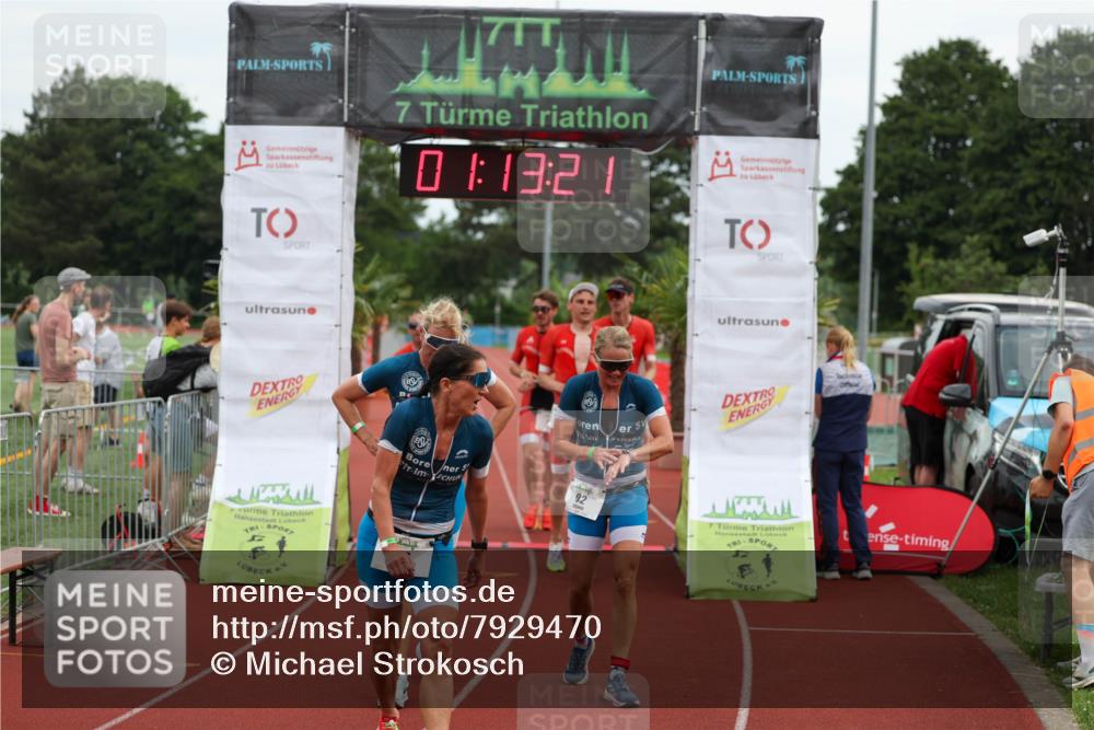 15.06.2025 - 7 Türme Triathlon Michael Strokosch http://msf.ph/oto/7929470 15.06.2025 10:13:22 Ziel 71, 72, 73, 75, 81, 82, 83 meine-sportfotos.de