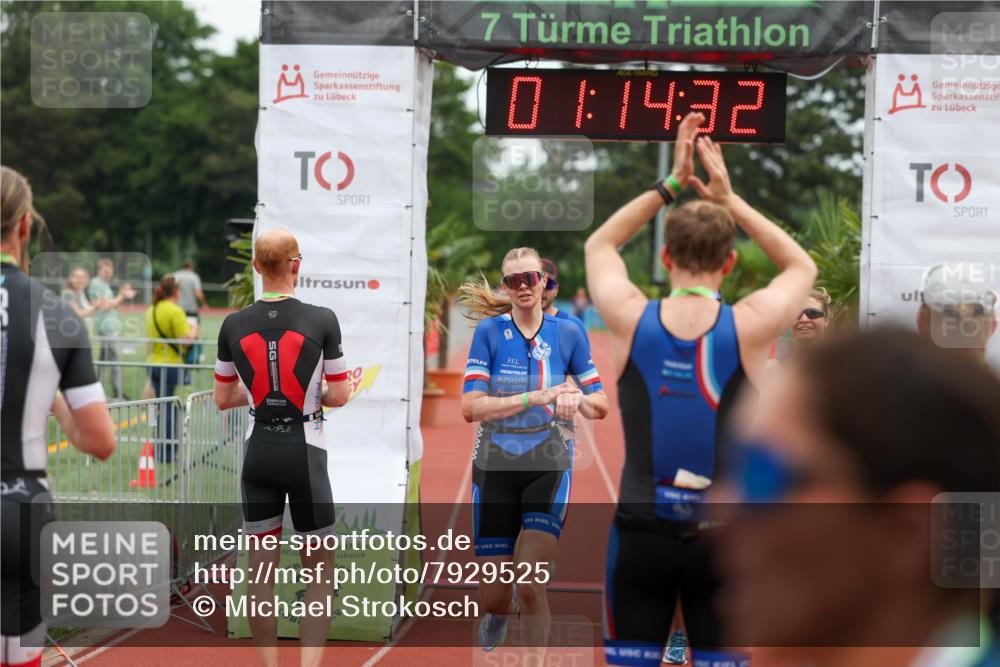 15.06.2025 - 7 Türme Triathlon Michael Strokosch http://msf.ph/oto/7929525 15.06.2025 10:14:32 Ziel 28, 102, 103, 104 meine-sportfotos.de