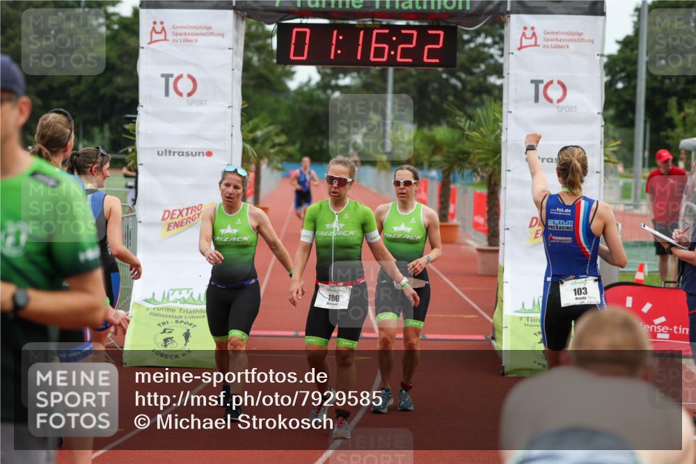 15.06.2025 - 7 Türme Triathlon Michael Strokosch http://msf.ph/oto/7929585 15.06.2025 10:16:22 Ziel 105, 106, 107 meine-sportfotos.de