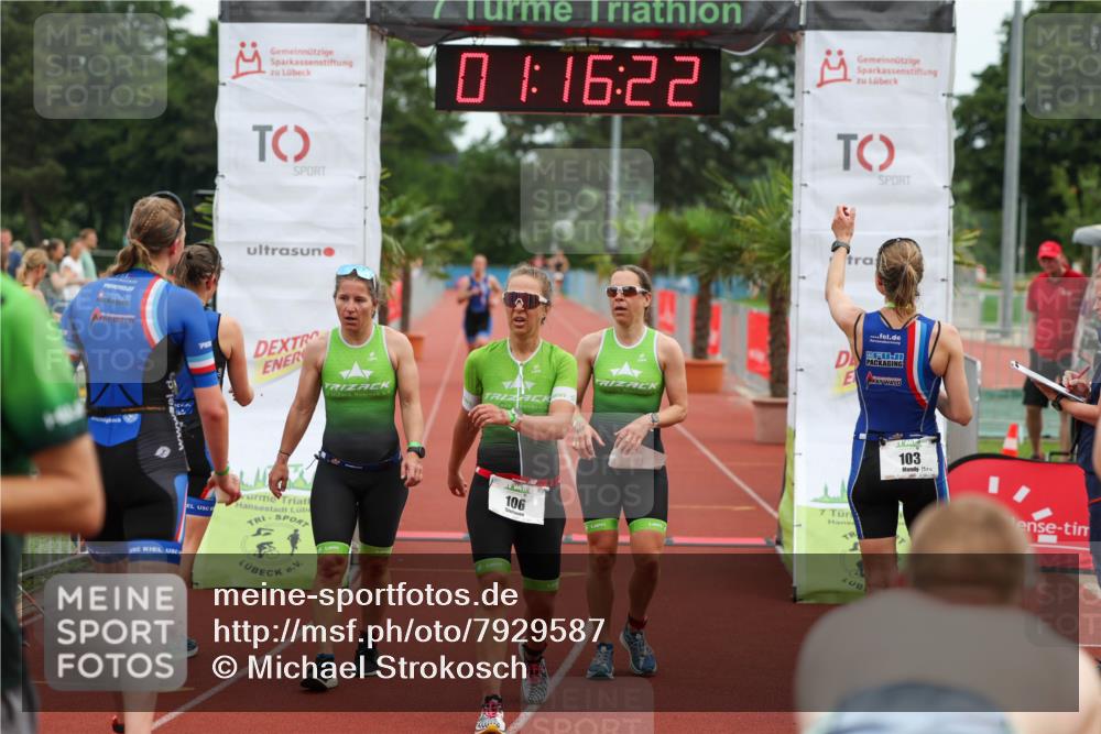 15.06.2025 - 7 Türme Triathlon Michael Strokosch http://msf.ph/oto/7929587 15.06.2025 10:16:23 Ziel 101, 105, 106, 107 meine-sportfotos.de