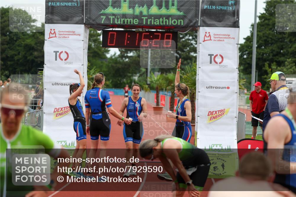 15.06.2025 - 7 Türme Triathlon Michael Strokosch http://msf.ph/oto/7929590 15.06.2025 10:16:29 Ziel 101 meine-sportfotos.de