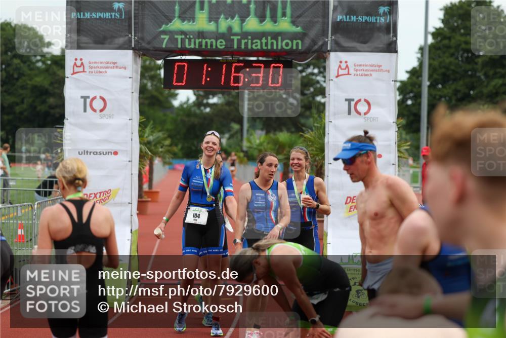 15.06.2025 - 7 Türme Triathlon Michael Strokosch http://msf.ph/oto/7929600 15.06.2025 10:16:31 Ziel 101 meine-sportfotos.de