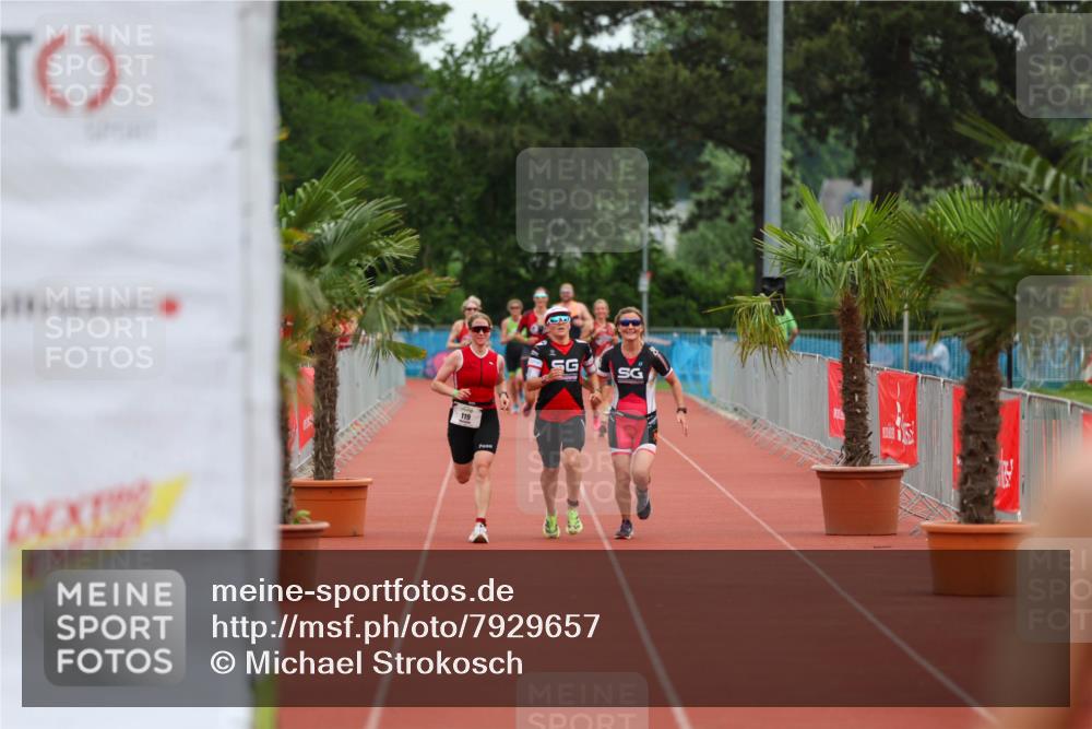 15.06.2025 - 7 Türme Triathlon Michael Strokosch http://msf.ph/oto/7929657 15.06.2025 10:22:43 Ziel  meine-sportfotos.de