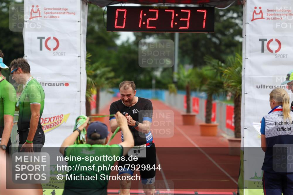 15.06.2025 - 7 Türme Triathlon Michael Strokosch http://msf.ph/oto/7929844 15.06.2025 10:27:37 Ziel 156 meine-sportfotos.de